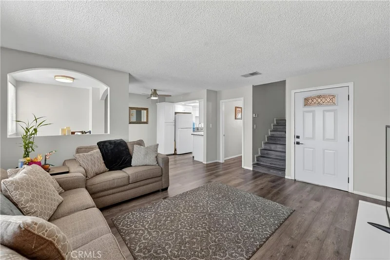 Photo 2 of 4191 Baldwin Park Blvd. 2