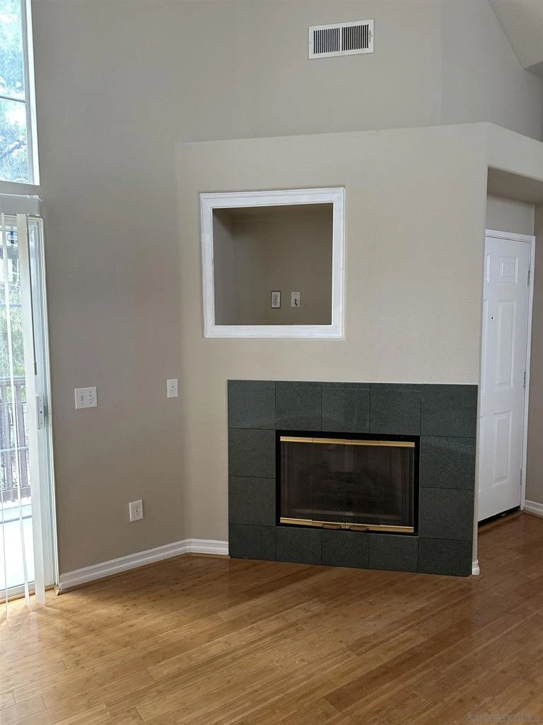 Interior 2