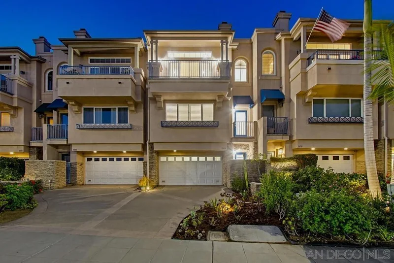 2078 San Diego, San Diego, CA 92110