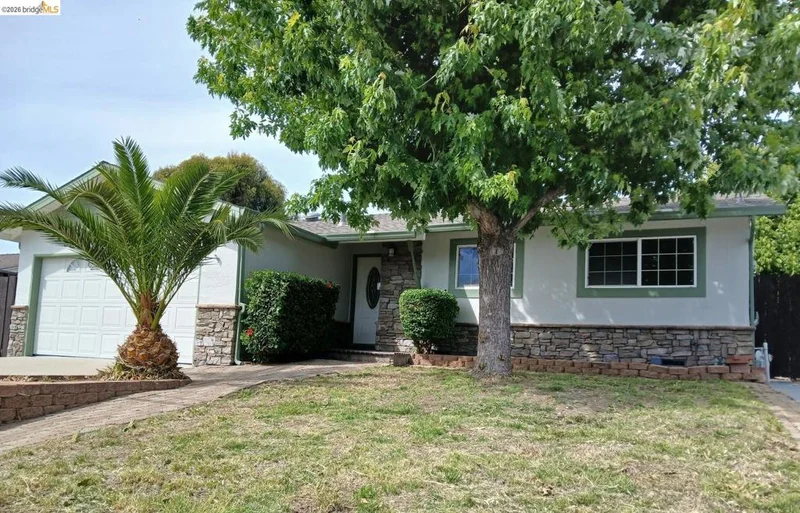 2332 Saint George DR