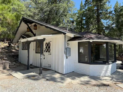 53226 Overlook Drive