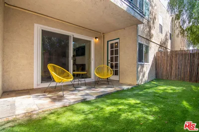 6479 Kanan Dume Road 24