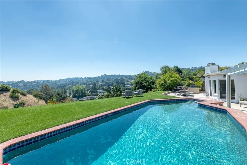 3666 Sapphire Drive