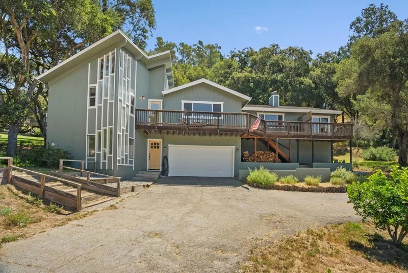 2479 Tuckahoe Terrace, Royal Oaks, CA 95076