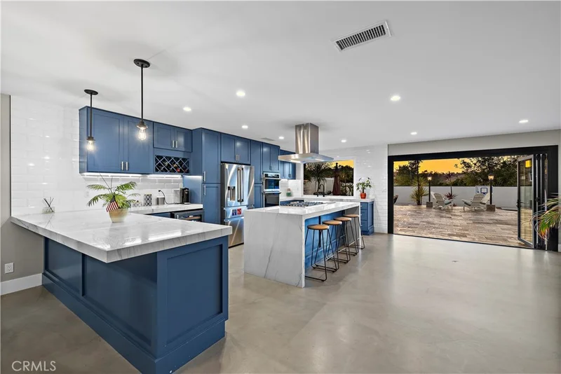 29091 Country Hills