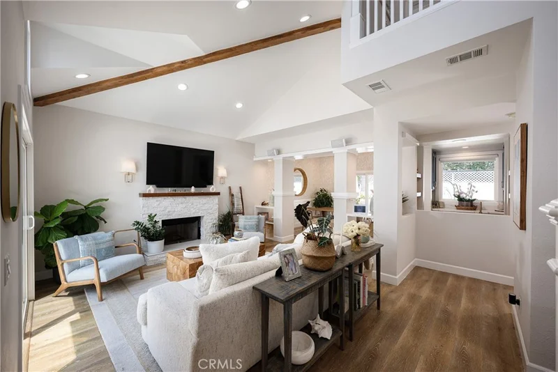 1603 Sea Horse Circle