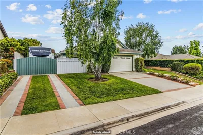980 Witherspoon Drive photo 2