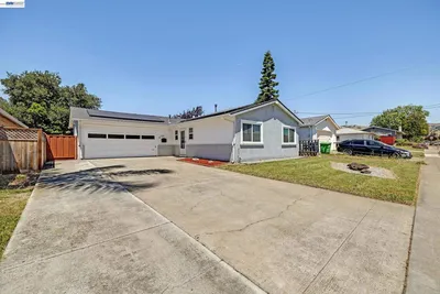 169 Tamarack Drive