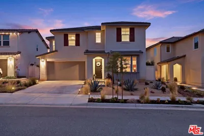 18114 Outlook Way