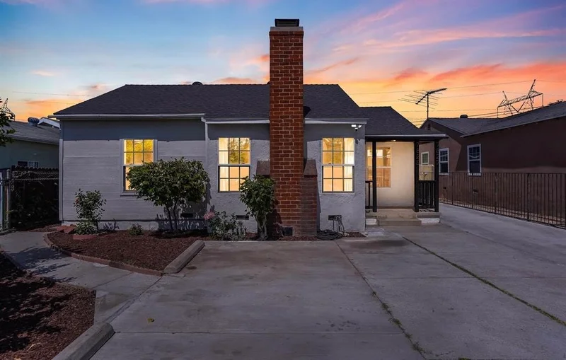 7825 Simpson Avenue, North Hollywood, CA 91605