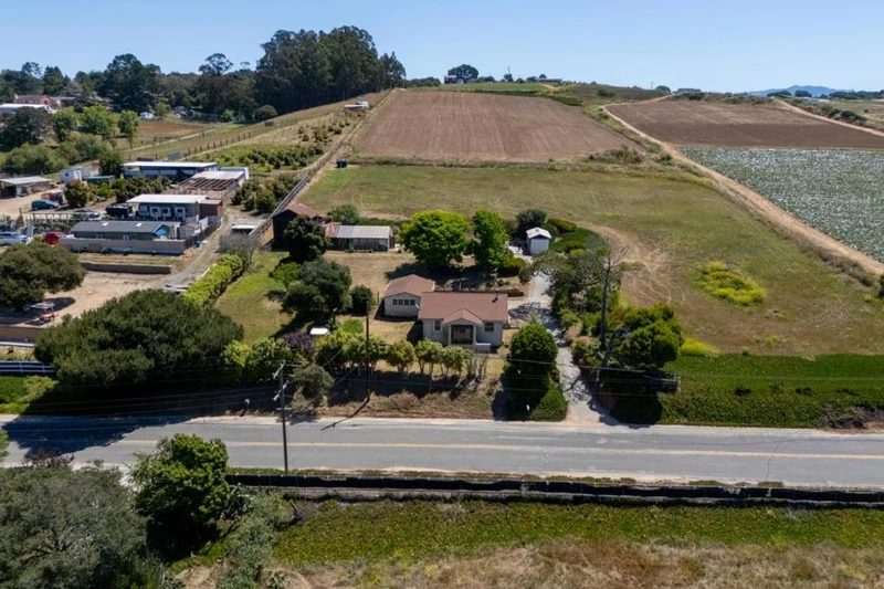 2079 Elkhorn Road