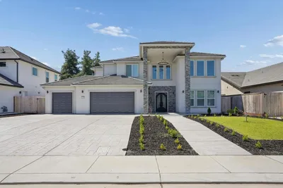 2362 Interlaken Court