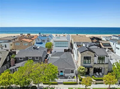 2049 E Ocean Boulevard photo 2