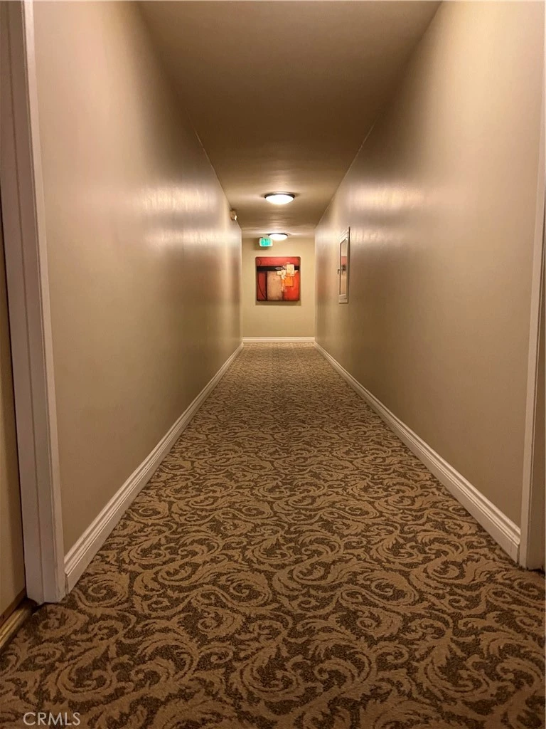 Interior 4