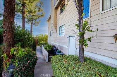 8338 Woodley Place 22
