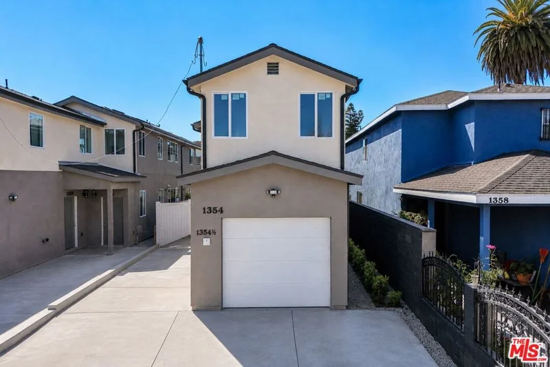1354 E 108th Street, Los Angeles, CA 90059
