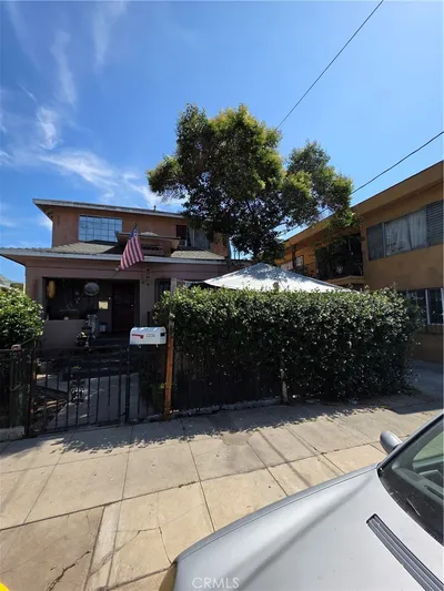 1236 W 24th