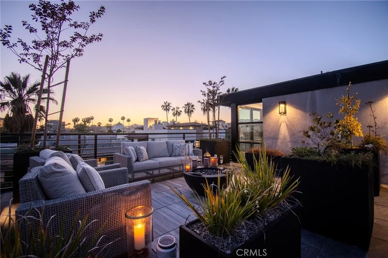 150 S Oak Knoll 202, Pasadena, CA 91101