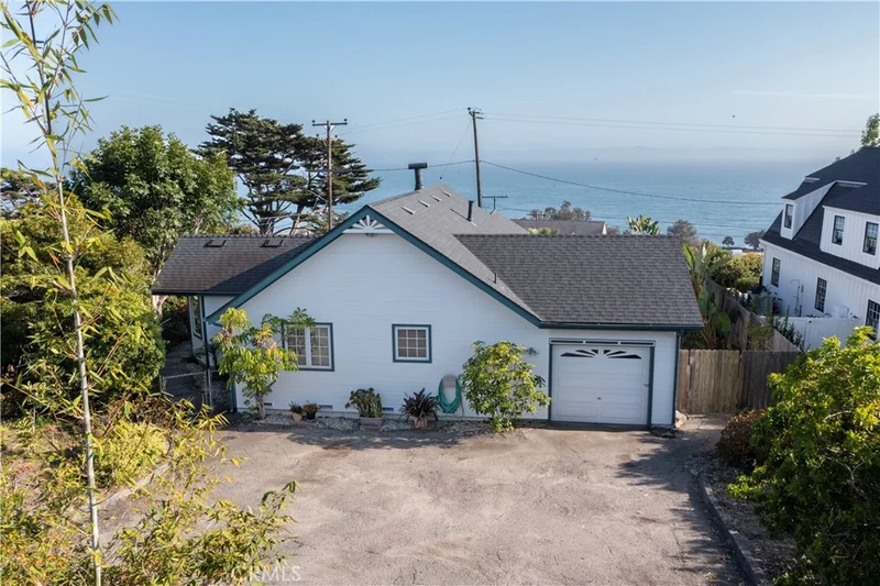 2297 Golden Gate Avenue, Summerland, CA 93067