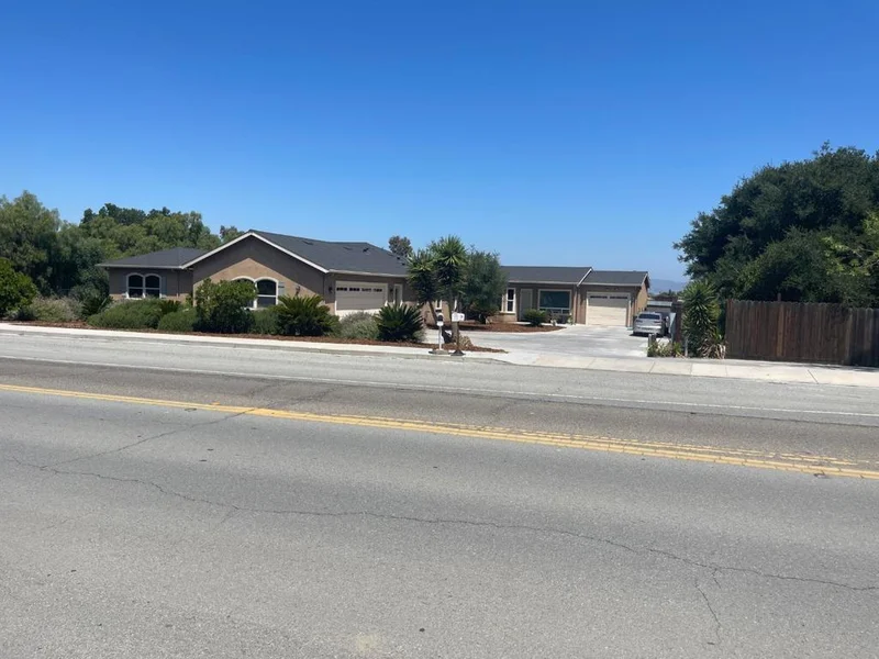 1360 Santa Ana Road