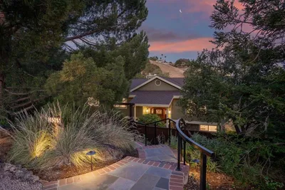 16565 Oak View Circle
