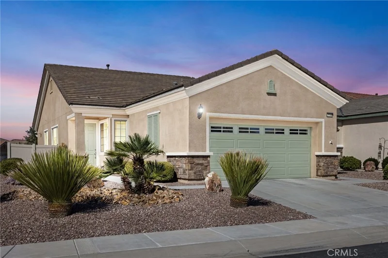10149 Darby Road, Apple Valley, CA 92308