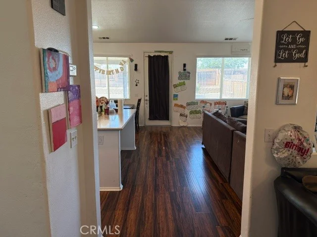 11755 Cliffrose Court photo 2