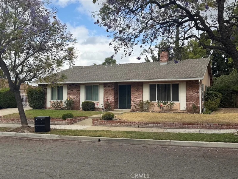 2159 Edinboro Avenue, Claremont, CA 91711