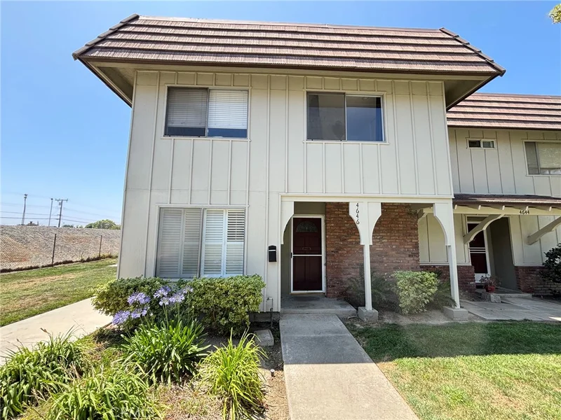 4646 Larwin Avenue, Cypress, CA 90630