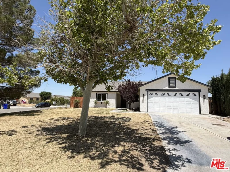 10424 Peach Court