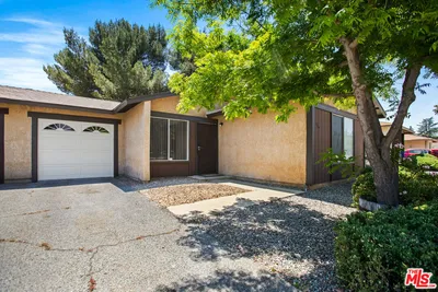 5464 Evelyn Drive