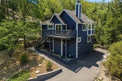 28833 Manitoba Drive