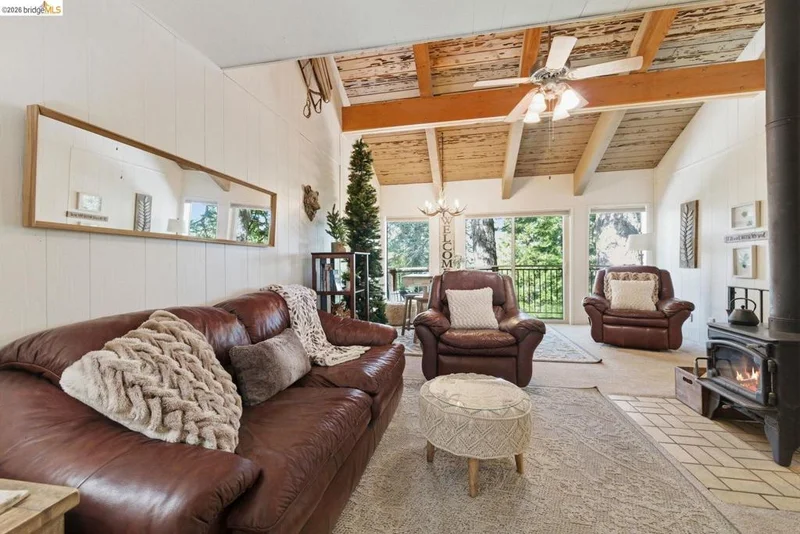 33840 Upper Leland Rd # 25A, Strawberry, CA 95364