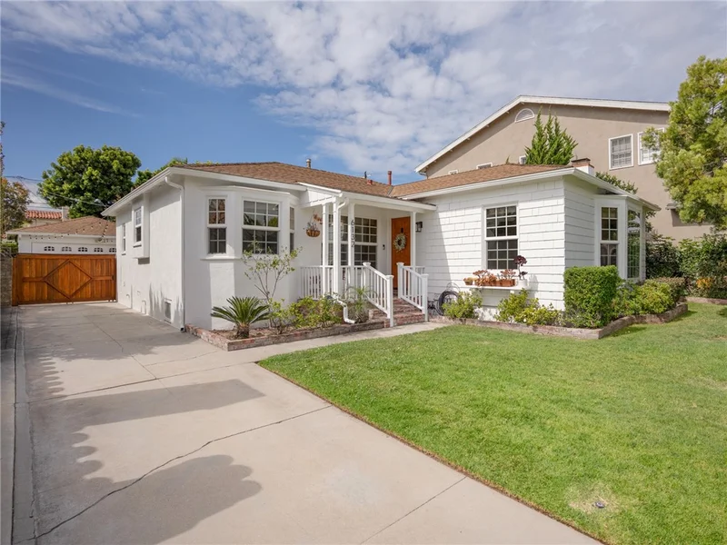 6132 W 75th Street, Los Angeles, CA 90045