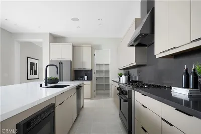4453 Thunderbird Way photo 2