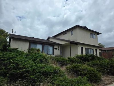 609 MARIPOSA CIR