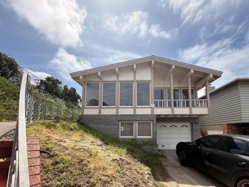 1 Parkside Avenue, Daly City, CA 94015