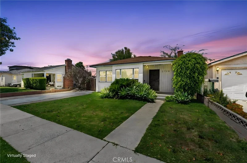 2725 E Tyler, Carson, CA 90810