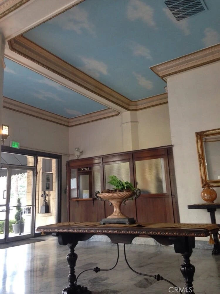 Interior 2