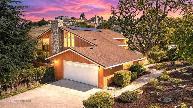 3175 Oak Leaf Court