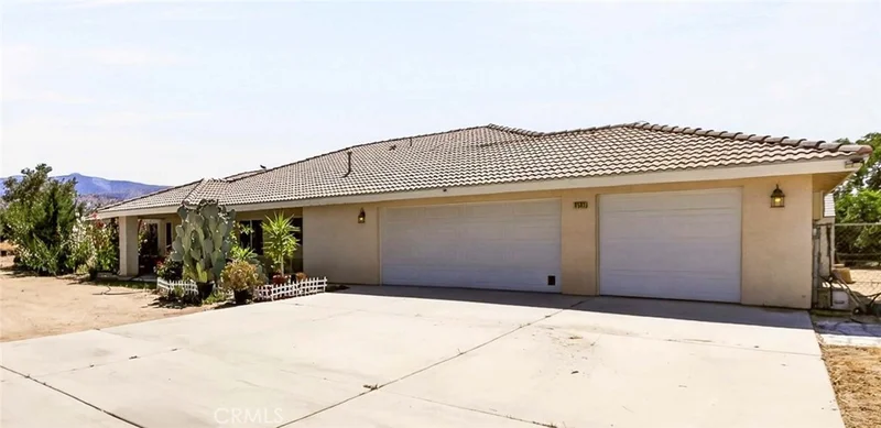 9562 Cambria Court