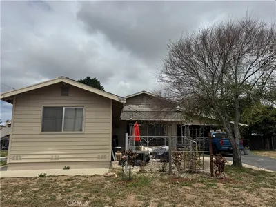 1499 Farroll photo 2