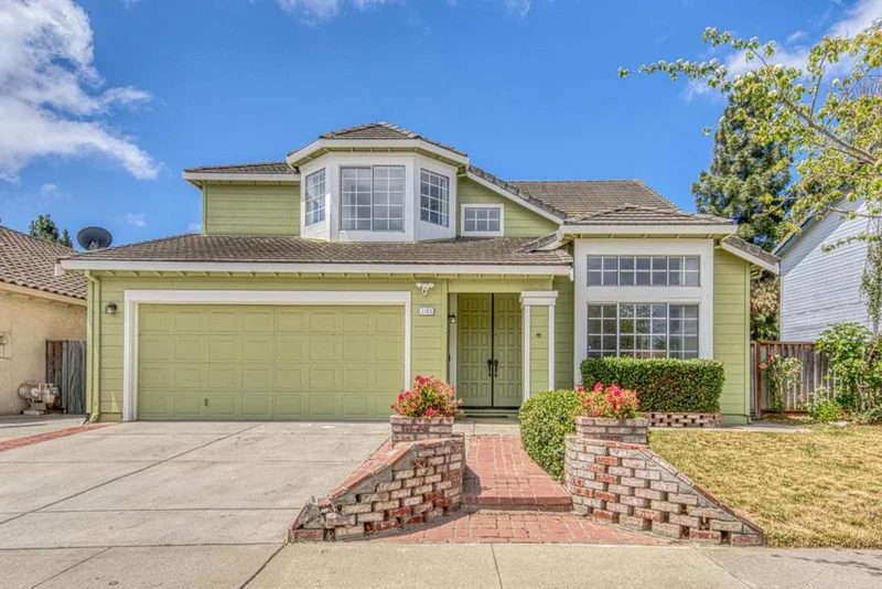 1185 Rockhaven Court