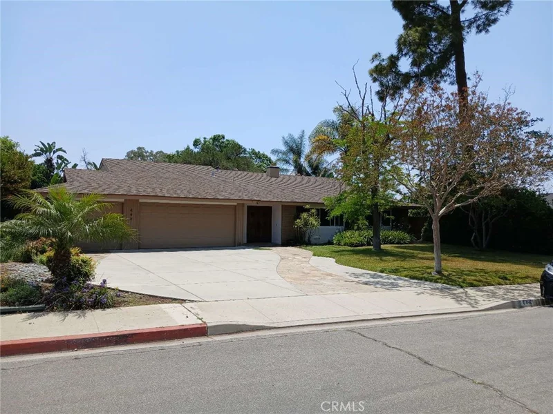 444 Redlands Avenue, Claremont, CA 91711