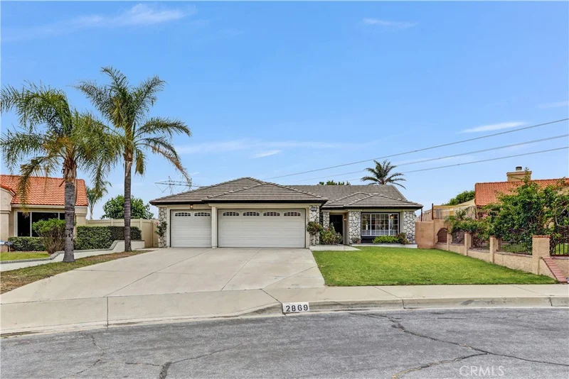 2869 W Esperanza, Rialto, CA 92377