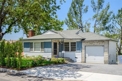 10603 Fernglen Avenue