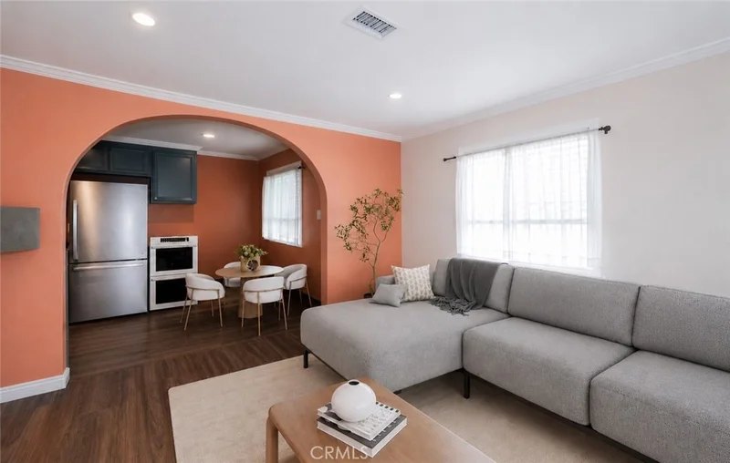 12 Hickock lane photo 2