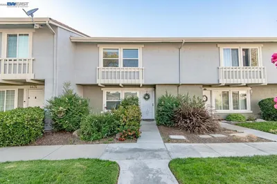 4458 Yuma Ct