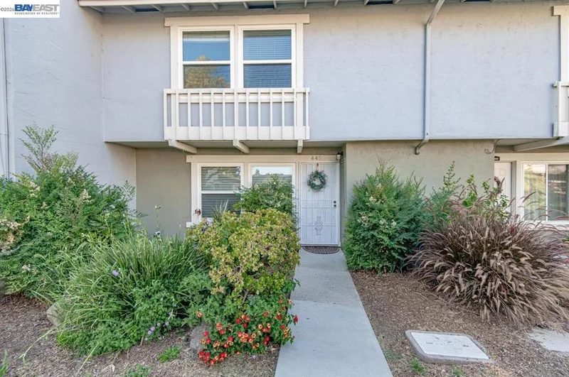 Photo 2 of 4458 Yuma Ct