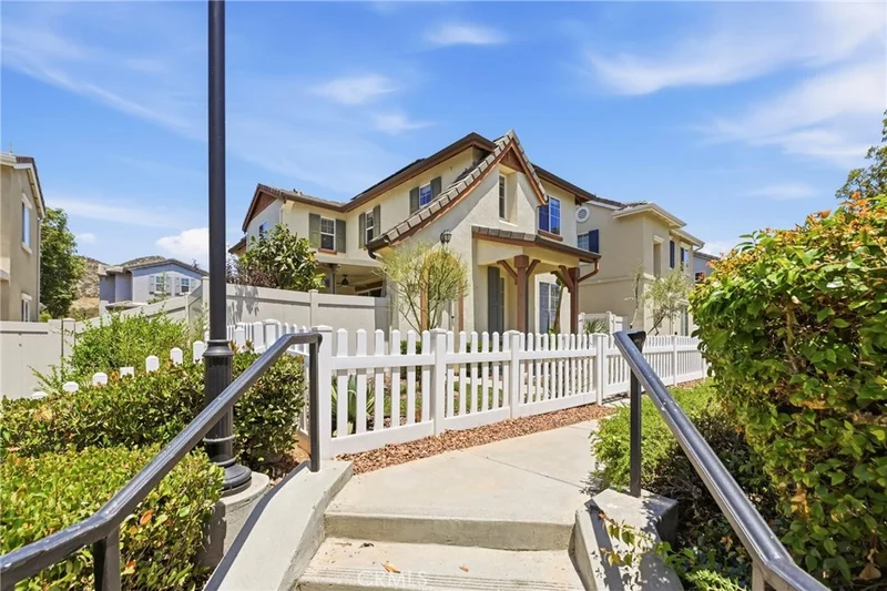 27641 Peppergrass Court, Murrieta, CA 92562